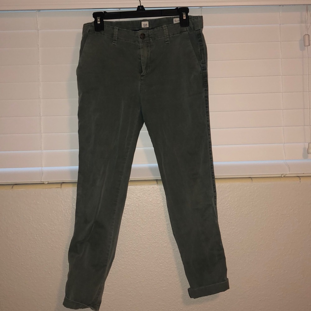 Gap girlfriend chino